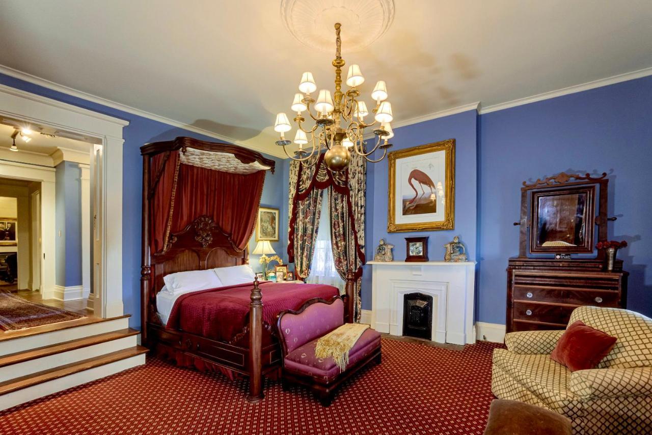 Anchuca Historic Mansion & Bed & Breakfast 3*